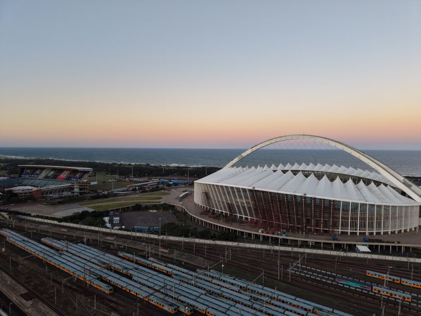 Sandton Swimming Club's Young Guns Clinch National Relay Title in Stunning Upset