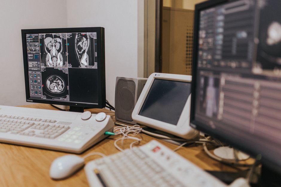 From Hawker Stalls to Hospital Wards: How AI Is Quietly Reshaping Daily Life for Singaporeans