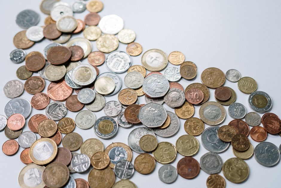 Gold Surges Past $4,187 as Stocks Rally: What Glasgow Savers Need to Know Today
