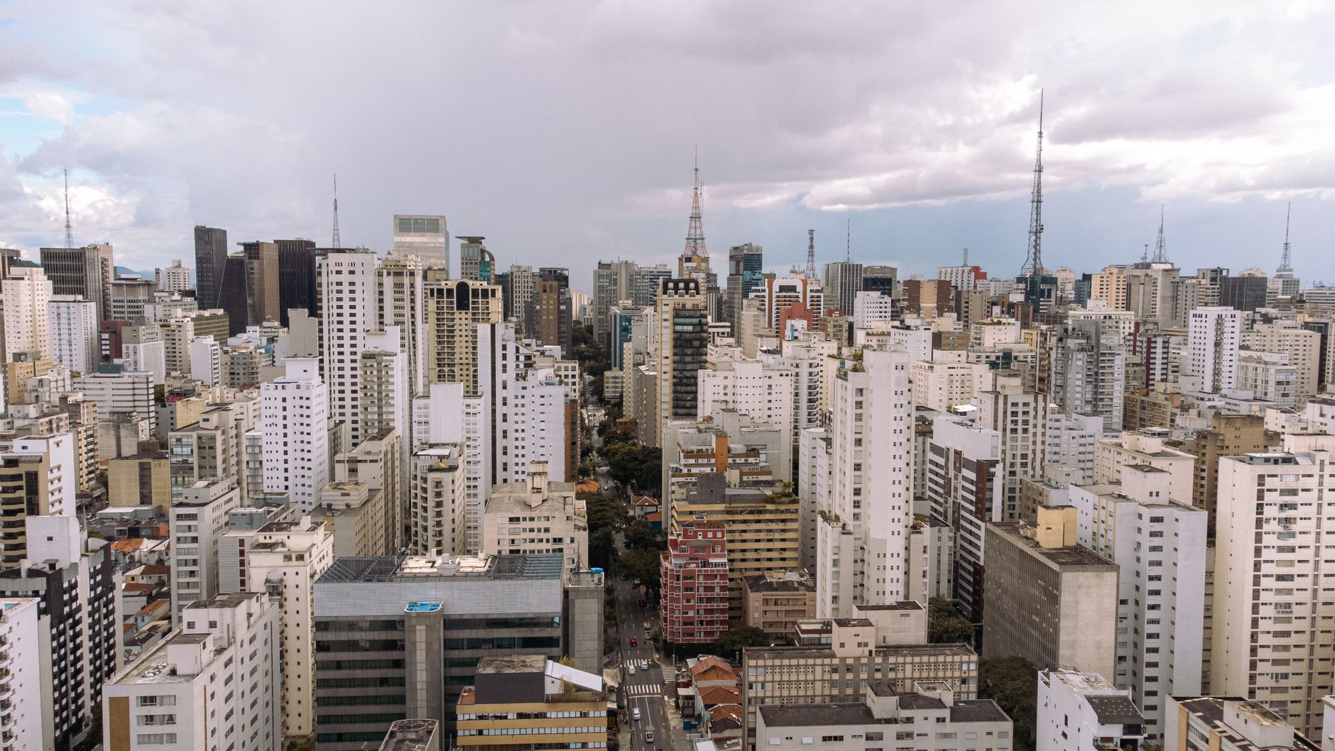 São Paulo's Aging Infrastructure Fails to Keep Pace With Growth