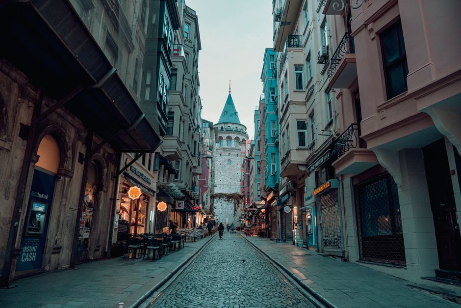 Istanbul's Digital Archivists Are Drowning in Duplicate Images — and the Numbers Reveal Why