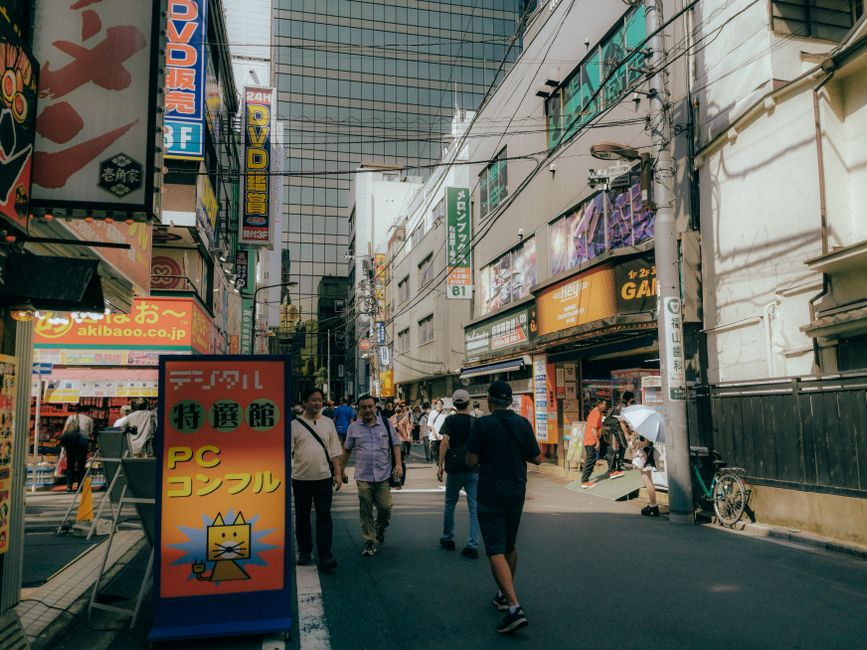 Tokyo's startup scene is quietly abandoning the office—and reshaping how the city works