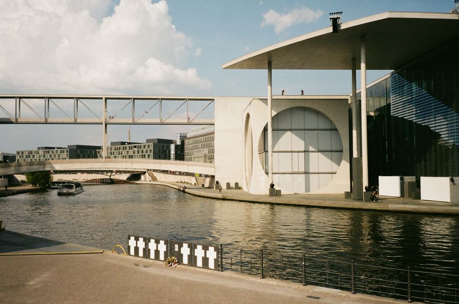 Berlin's Digital Archives Are Drowning in Duplicate Images — Here's What the Numbers Show