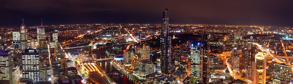 Melbourne Buyers Adopt Stricter Bid Strategies as Auction Volumes Surge