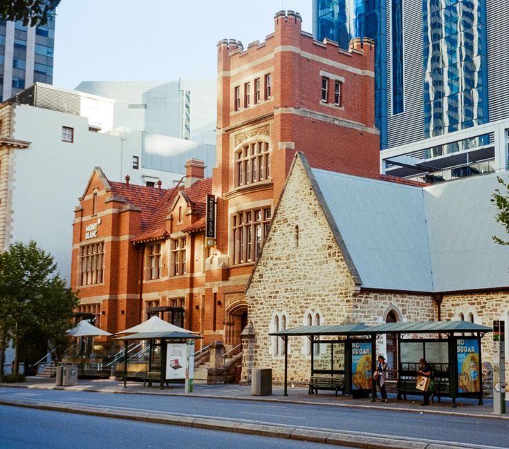 Solar panels on Subiaco roofs, EV chargers on Hay Street: how Perth's clean energy boom is reshaping daily routines