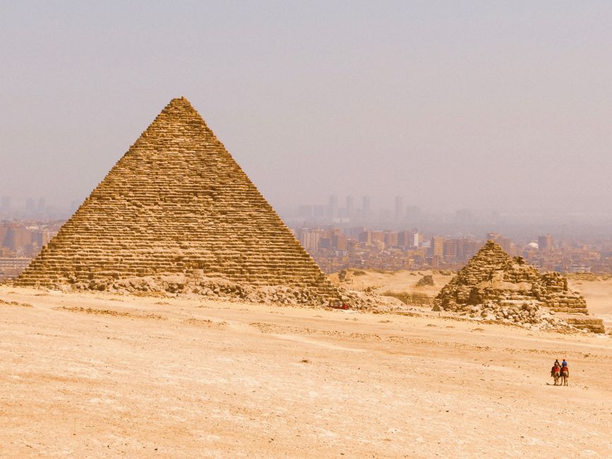 Cairo's ancient mezze wisdom meets Silicon Valley superfoods: why local nutrition is winning the global wellness race