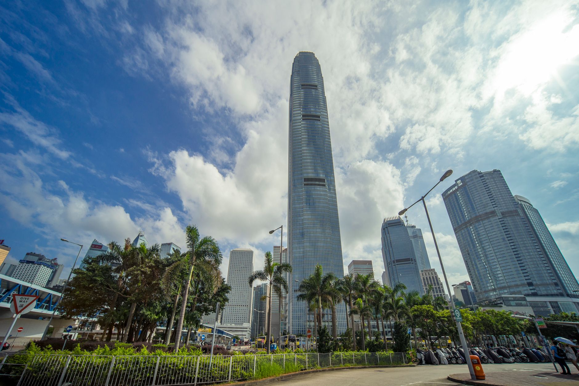 Five Evidence-Based Nutrition Tips That Actually Work in Hong Kong's Heat and Pace