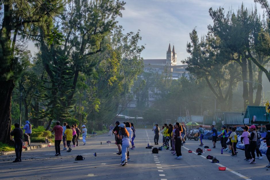 From Midnight Scrolling to Morning Trails: How Nairobians Are Reclaiming Sleep for Better Health