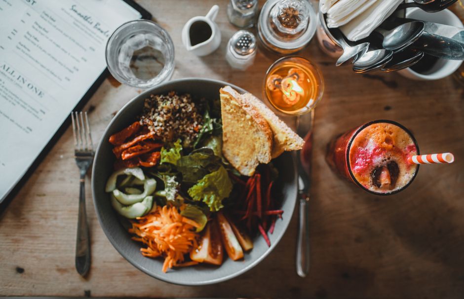 Top Healthy Cafes and Restaurants with Nutritionist Approval