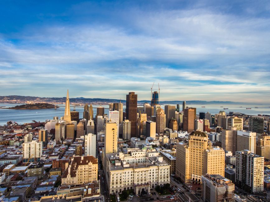 San Francisco's Summer Tourism Surge Creates Windfall for Savvy Operators