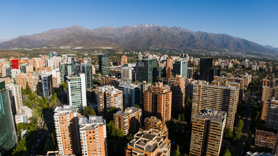 Tech Talent Shortage Opens Door for Santiago's Career Changers—But Inequality Persists