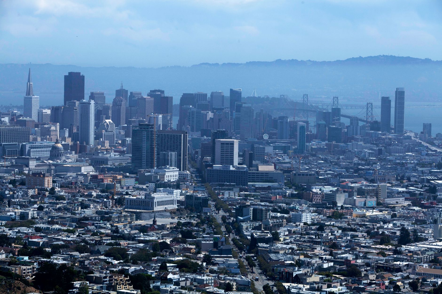 San Francisco's Tourism Rebound Masks Deeper Shifts: What Hospitality Businesses Need to Know Now