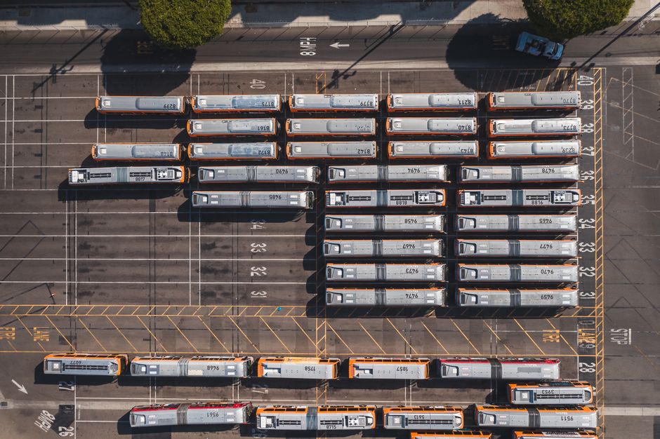 Getting Around Geelong in 2026: V/Line, Buses and the Melbourne Connection