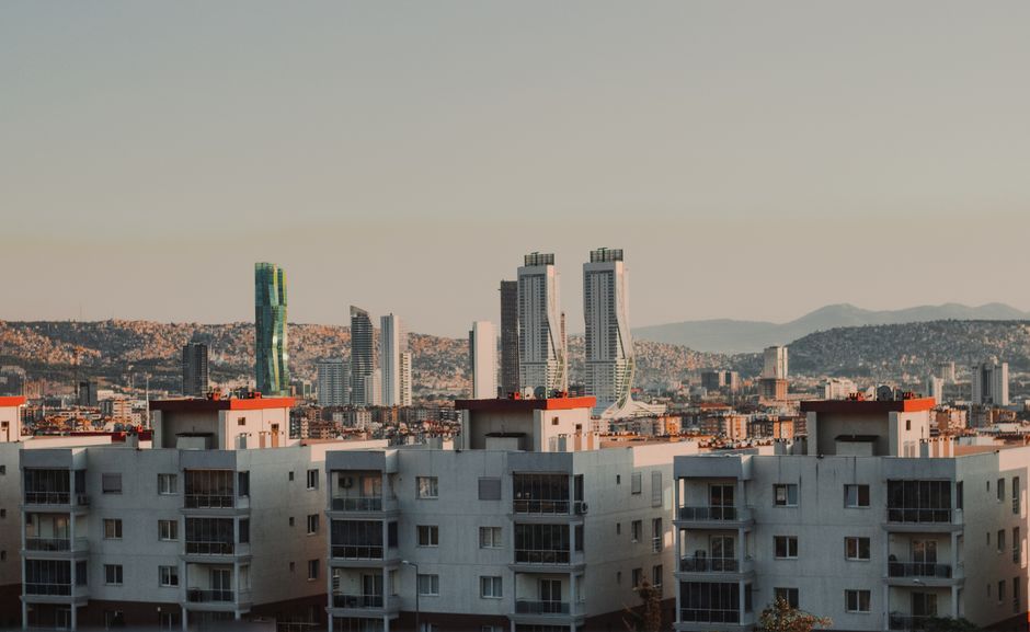 Getting Around Istanbul: Tips and Honest Recommendations From Locals Who Live It Daily