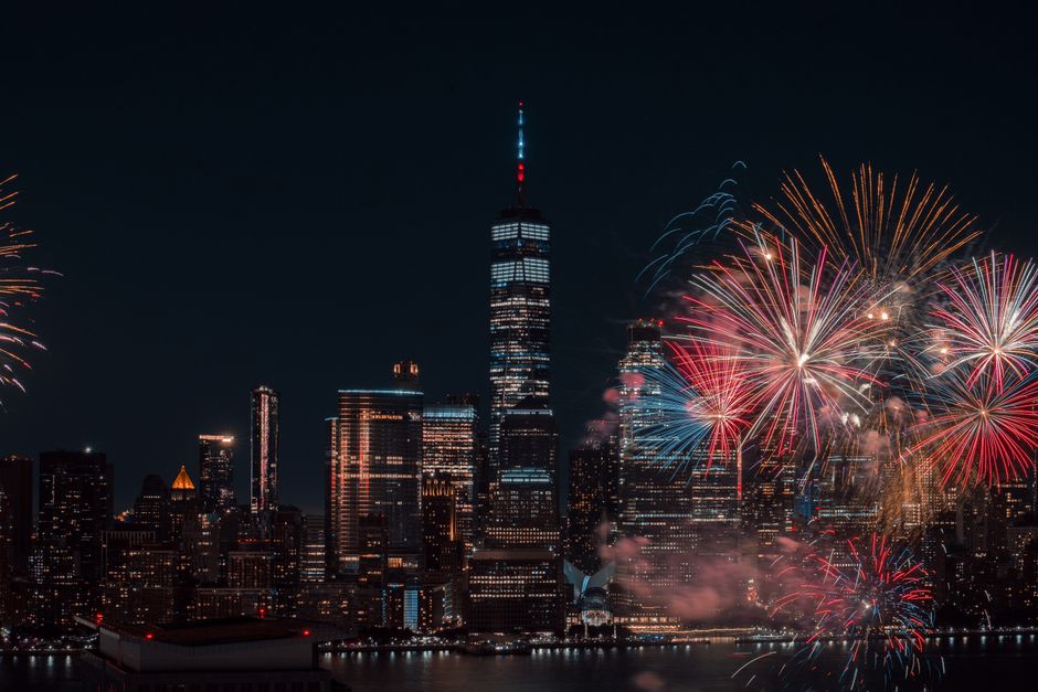 In a Searing July, New Yorkers Are Trading High Prices for Public Space