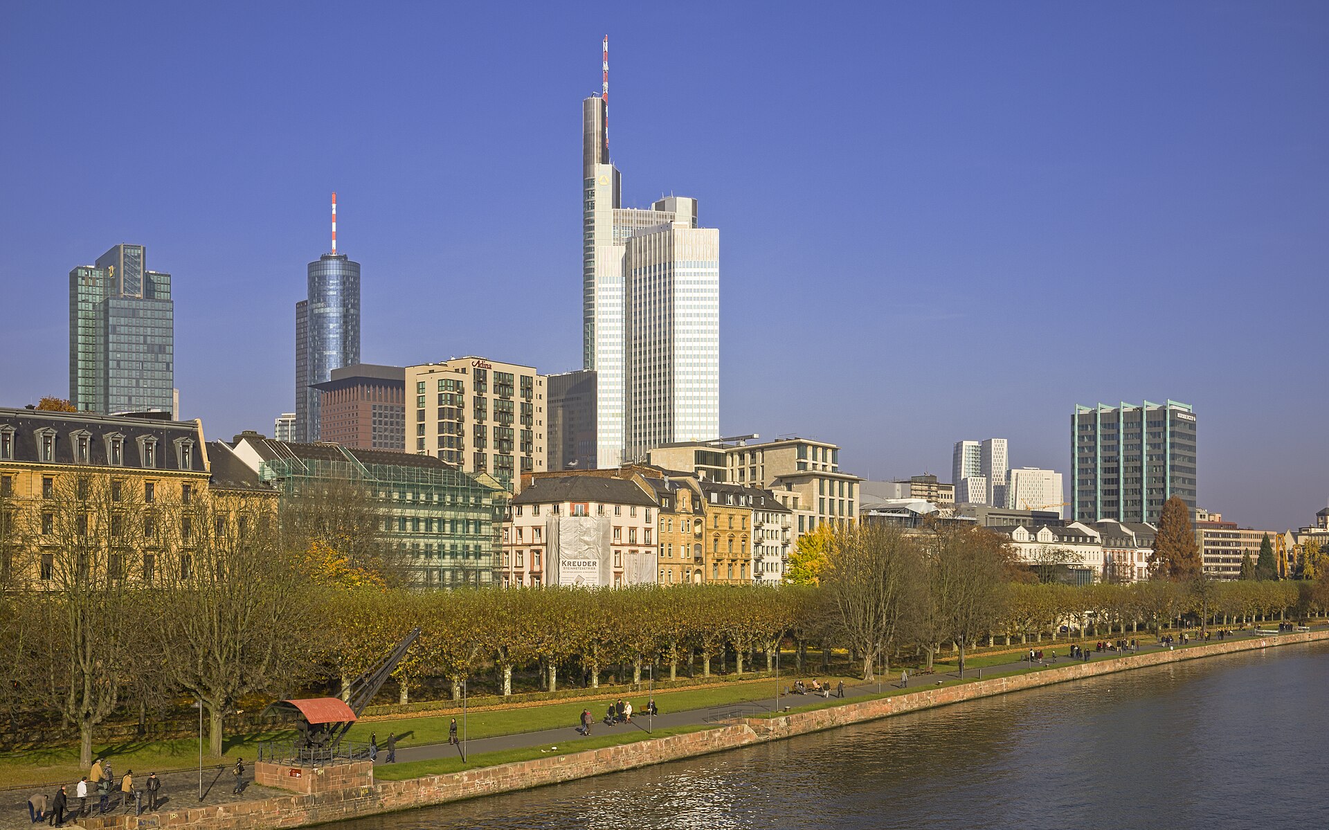 The Museumsufer: Frankfurt's Museum Riverbank on the Main
