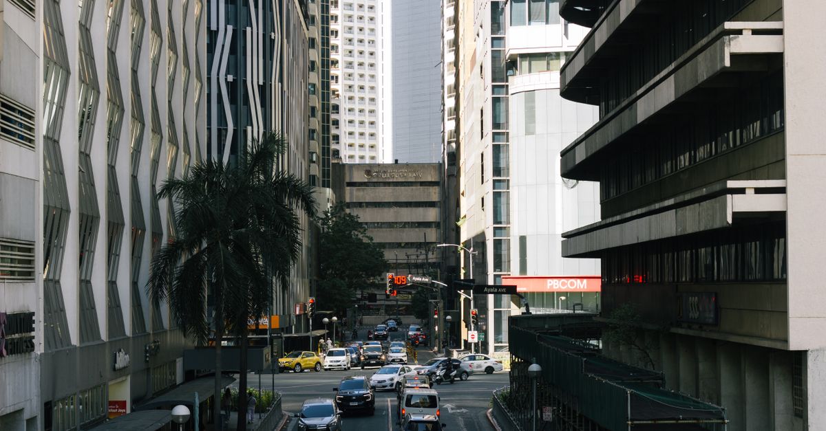 Manila's BPO Sector Surges: What Mid-2026 Data Reveals About Growth