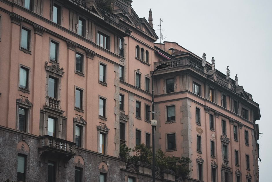 From Navigli to Porta Venezia: How Milan's Commute Reveals the Soul of Each Neighbourhood