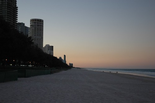 Gold Coast Buyers Rush Contracts Ahead of Expected Rate Rises