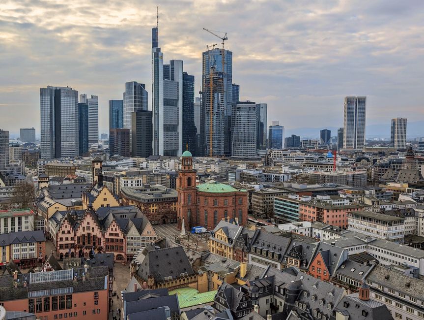 Frankfurt Investors Drive Property Prices Up, Squeeze Out Ordinary Buyers