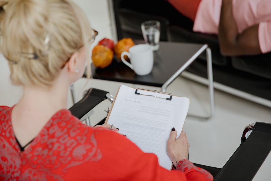 When to see a GP vs a psychologist vs a counsellor: your Central Coast mental health roadmap