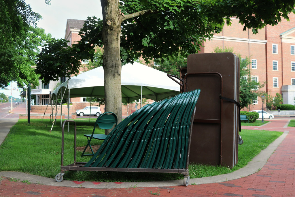Athens Hosts Music Performances, Museum Extensions, Street Markets July 11-12