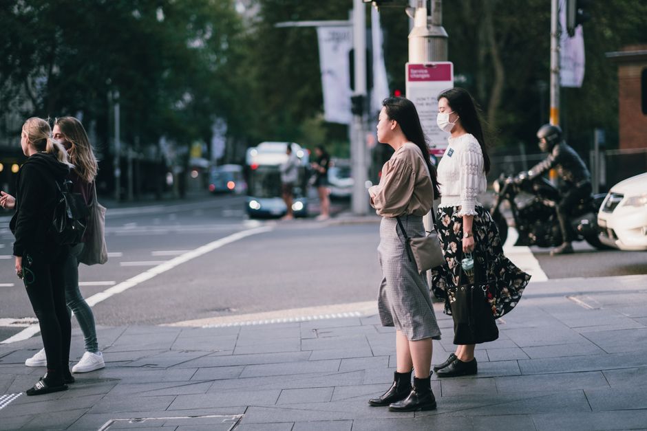 Sydney sellers forced to wait longer and cut deeper as market patience wears thin