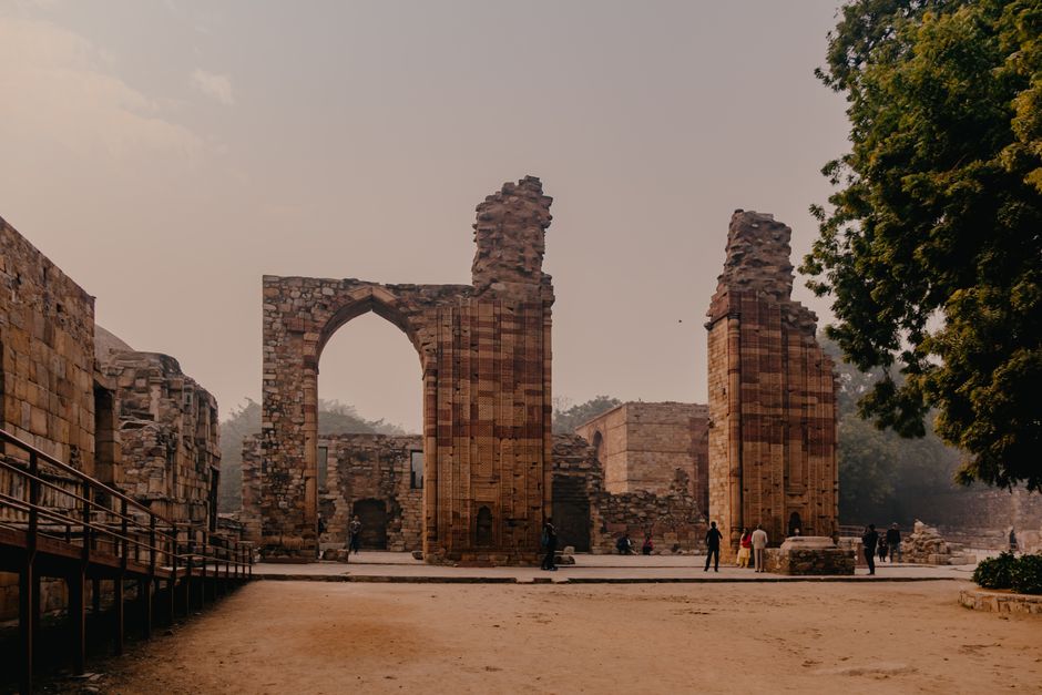 Delhi's Tourism Rebound Masks Shift in Visitor Patterns—Here's What Businesses Must Know