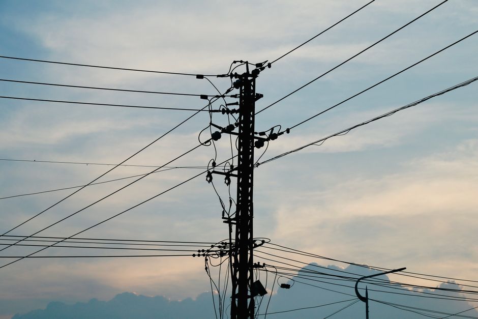 Transmission line debate leaves Walcha farmers frustrated as single minister attends parliament debate