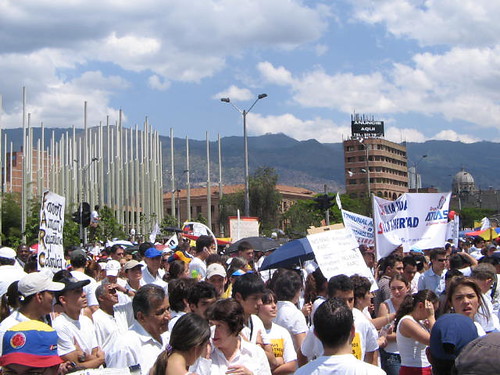Exercise Routines Help Medellín Residents Reduce Anxiety Symptoms Outdoors