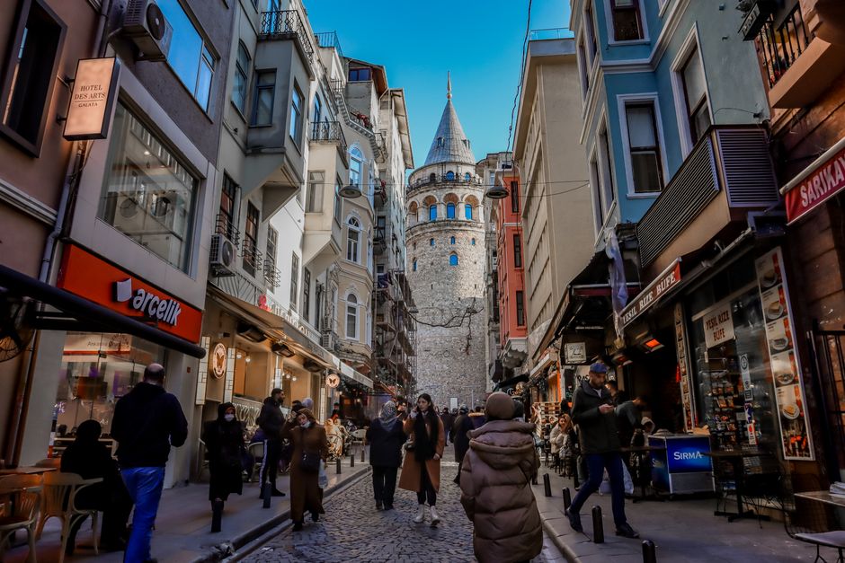 How Istanbul's Historic Streetscapes Became a Battlefield Over Duplicate and Replacement Images