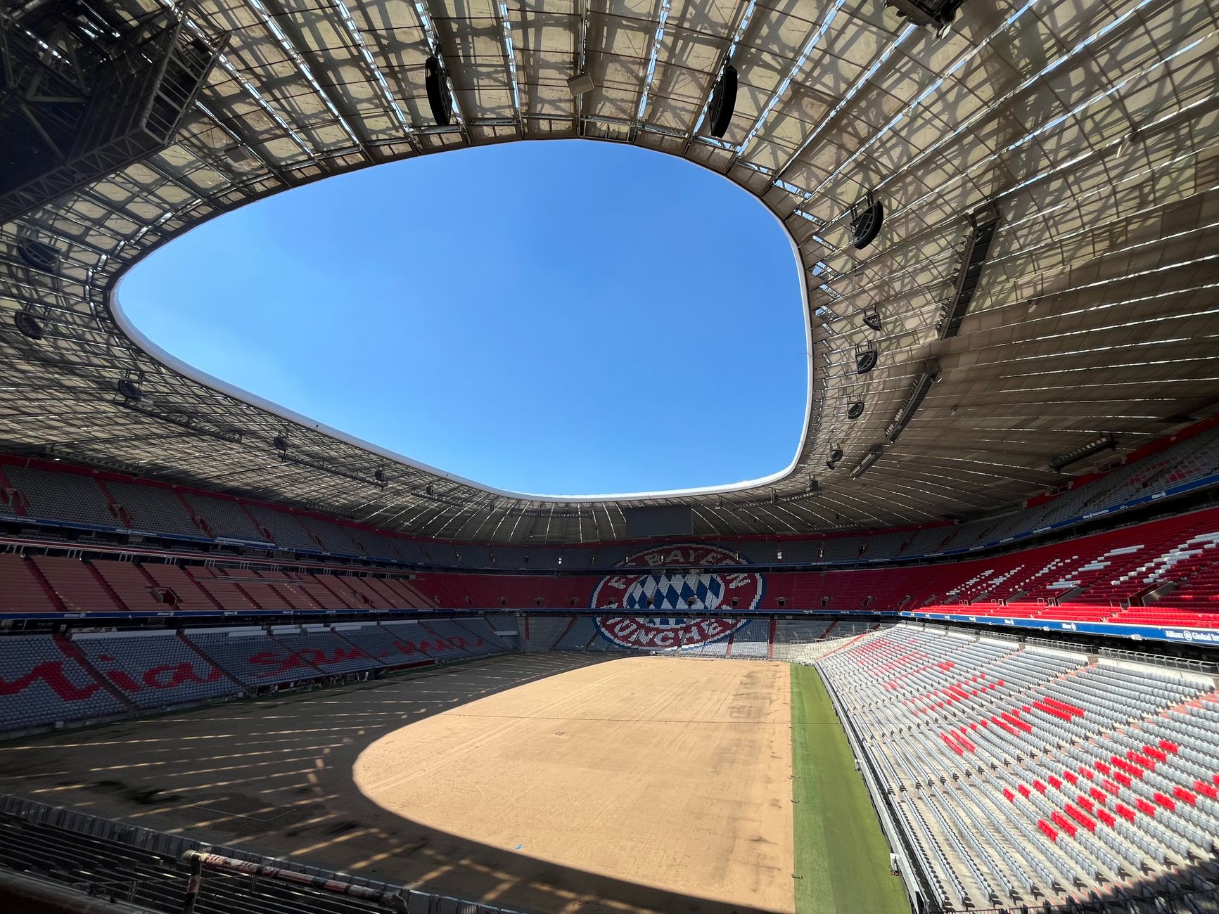 A Fan's Guide to Allianz Stadium: Getting There, What to Expect and Making the Most of Your Visit