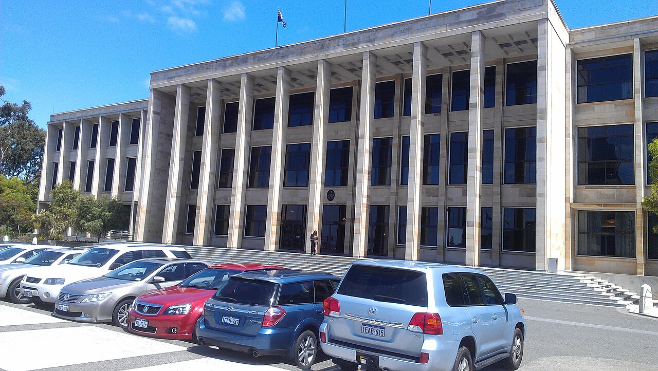 Victoria's Big Build corruption review prompts calls for broader royal commission