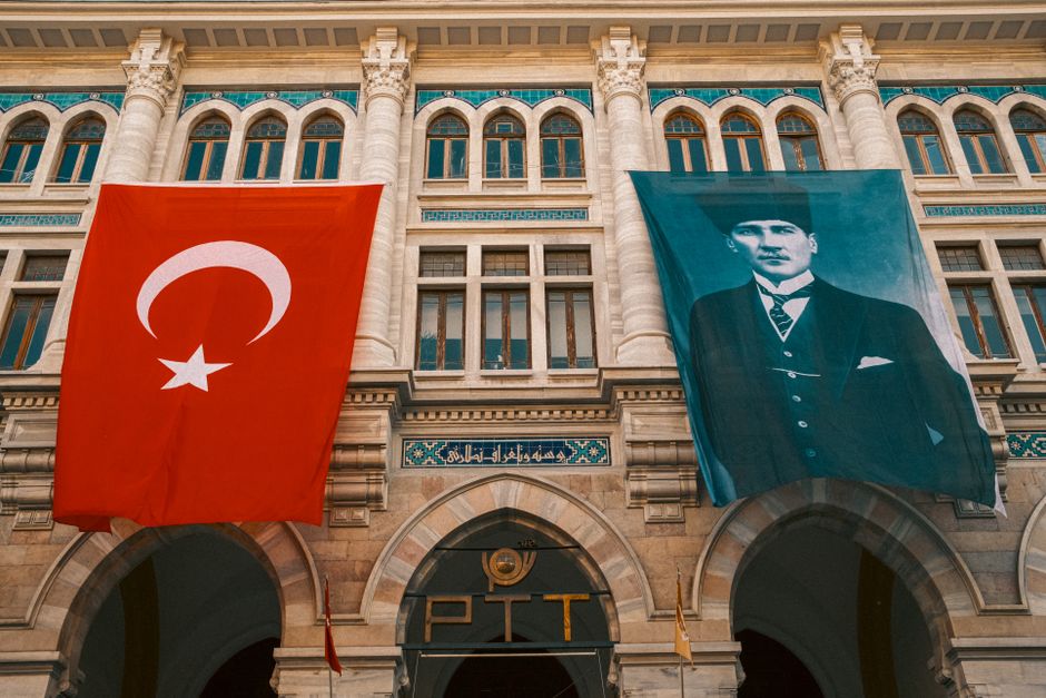 Istanbul's Street Art Revolution: How Creative Districts Are Reshaping What It Means to Be Turkish