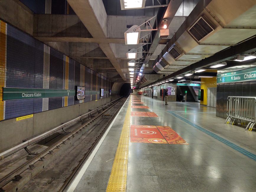 São Paulo Transit Officials Clash Over Solutions to Chronic Overcrowding Crisis