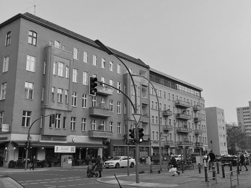 Berlin's Digital Archive Problem: The Hidden Scale of Duplicate Images Clogging City Systems