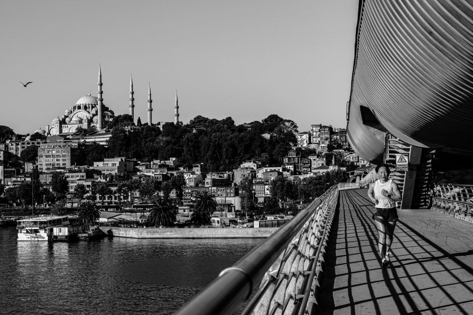 Building Bonds Through Sweat: How Istanbul's Fitness Challenges Unite Neighbourhoods