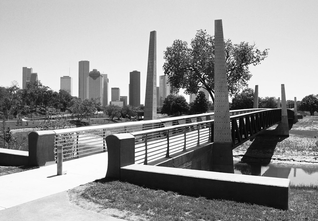 Houston Heat, Light, Noise Destroy Sleep Quality for Residents
