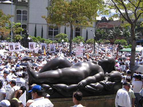 Dog-Friendly Parks Medellín: Fitness & Pet Care
