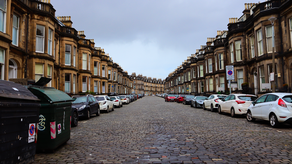 How much rent is too much? The 30% rule in practice