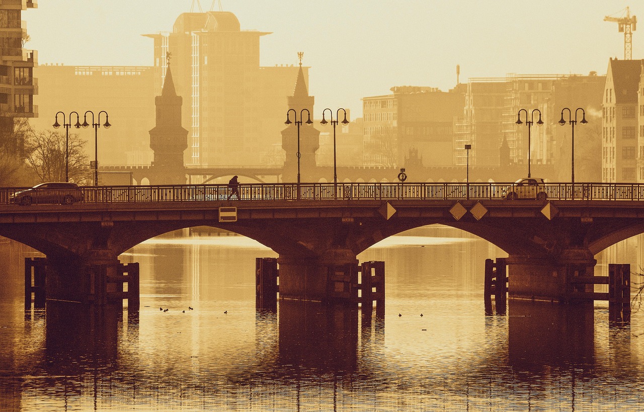 Berlin's Major Commercial Projects Push Forward Despite Rising 2026 Costs