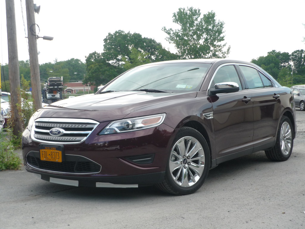 Detroit Empty-Nesters Flee to Royal Oak and Birmingham