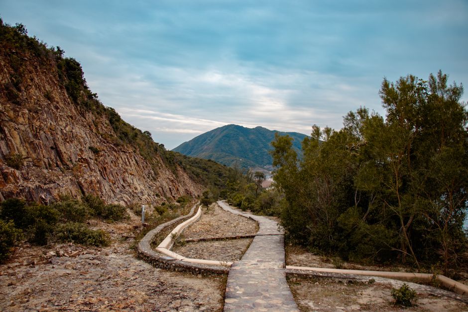 Trail Running Hong Kong: Science Behind Mountain Fitness