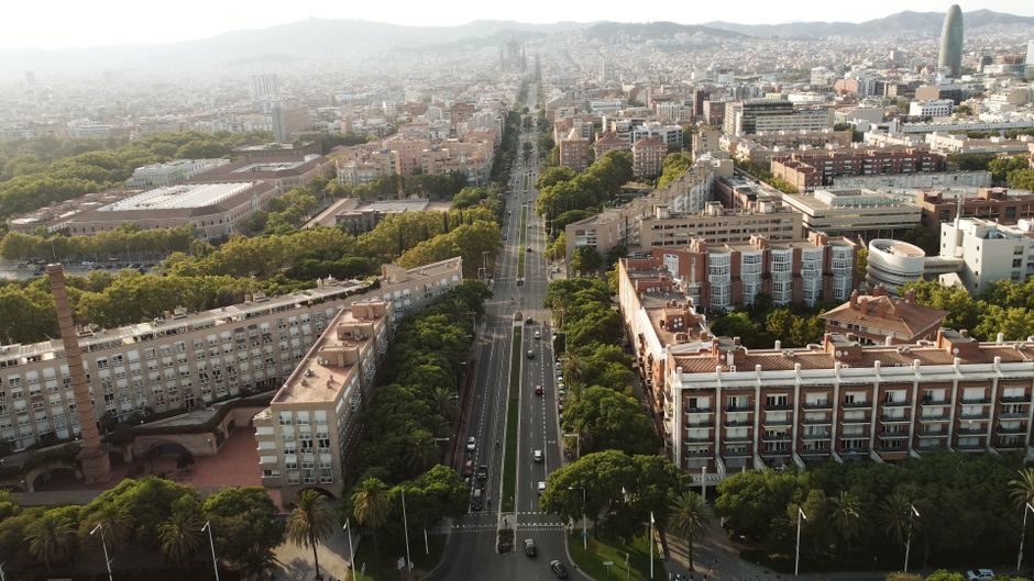 Barcelona Residents Speak Out as Duplicate Property Photos Muddy the City's Chaotic Rental Market