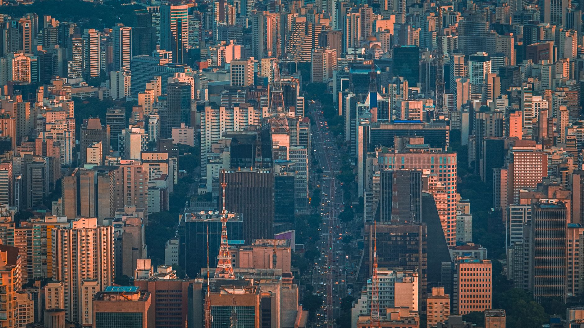 São Paulo Companies Abandon Avenida Paulista for Hybrid Work Models