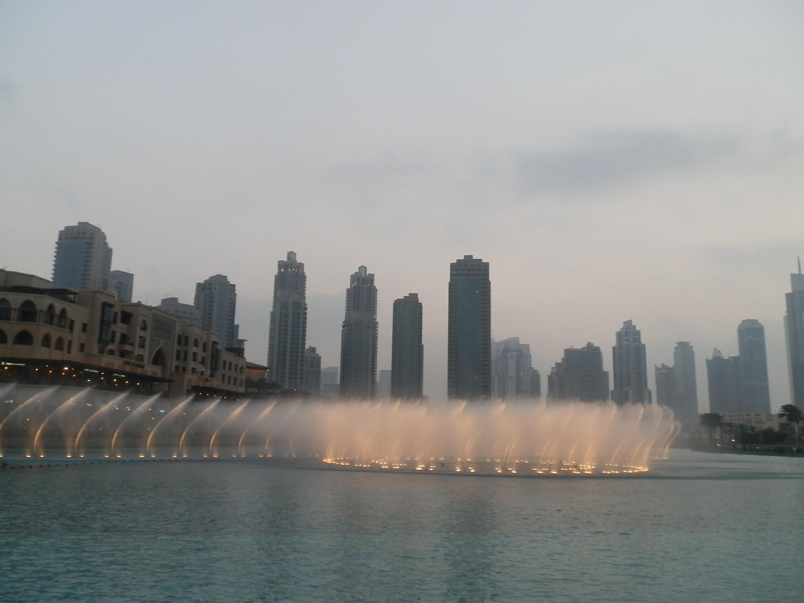 Dubaiites Ditch Gym Memberships for Free Bodyweight Training Outdoors